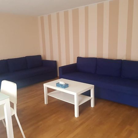 2 Rooms Cosy Apartment Near Liechtenstein Haag Exterior foto